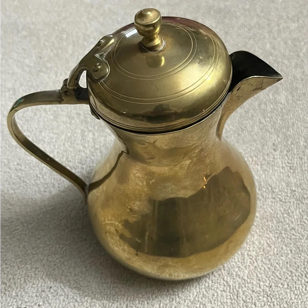Vintage Solid Brass Lidded ‎ Coffee Carafe Jug  9”